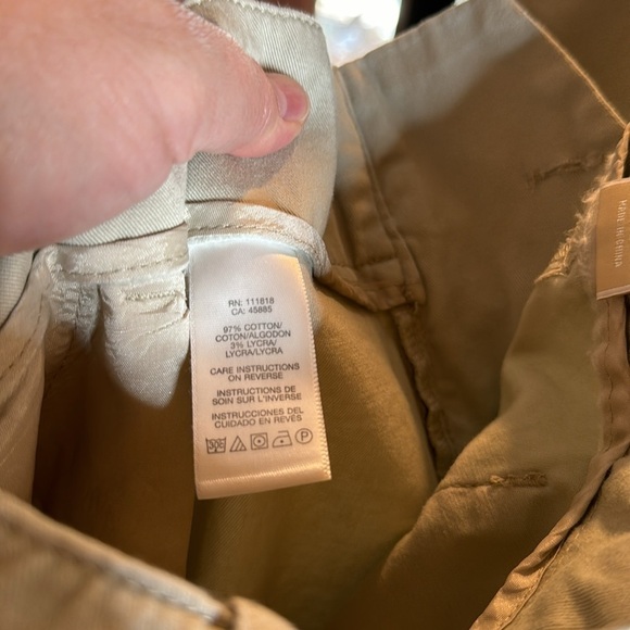 MICHAEL Michael Kors Women's Capri Tan Cuffed Pants Size 10 - Picture 9 of 10